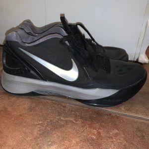 Nike athletic/volleyball shoes